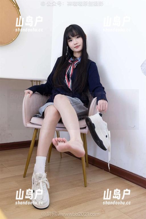 BoBoSocks袜啵啵 - 稚予带来的五指袜黑丝，一个不会用‘好看’形容的独特作品，没圣光，只有迷人的意境！