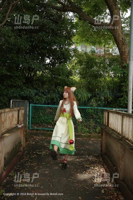 BoLoli菠萝社-猫九酱Sakura BoLoli菠萝社 - 猫九酱Sakura的妹妹,一次定制写真引发的可爱风潮!