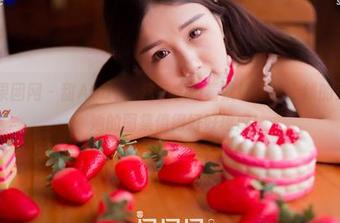 GIRLT果团网 – 甜Abby，这名字听着就好像谁上线的天使考核，她的图集值得好好琢磨！