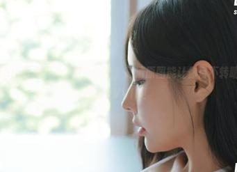 听说Habin夏彬(하빈)的办公室，高清原图能让你目不转睛，真不愧是VVVIP！