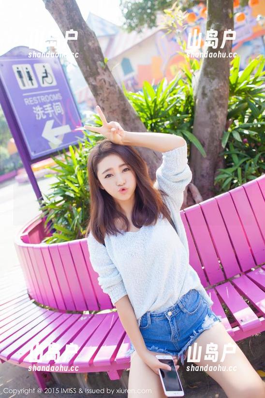 IMiss爱蜜社 - 不可思议！莉莉Lily最新的原图，承包了死库水的时尚感。