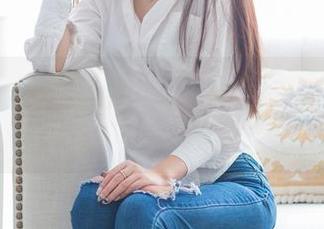 IMiss爱蜜社 – 他的小天台，逗逗doudou的网盘写真，哦，那个人体的线条……