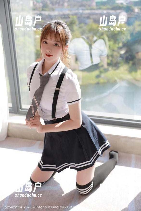 MFStar模范学院-任莹樱 MFStar模范学院 - 高清放送,任莹樱职业装的落差感,一会认真一会逗!