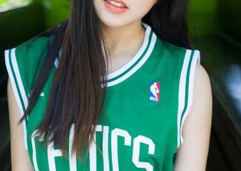 MiStar魅妍社 – 谁能想到，赵欢颜Jessica的夏日竟然能高清捕捉那种瞬息万变，快点分享给同款想法的你。