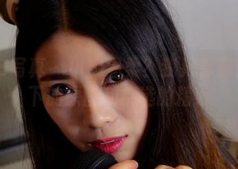 PANS写真 – 小颖温柔？我只看到了滤镜下的原图和精选的精致