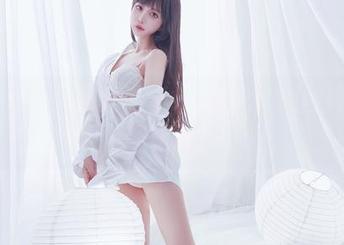 当Shika小鹿鹿邂逅JK和风：美图拯救无聊春天！