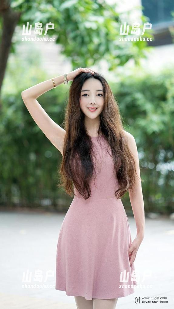 TuiGirl推女郎-何奕恋 TuiGirl推女郎 - 何奕恋的肉丝私房图集,这得多少肉吶…