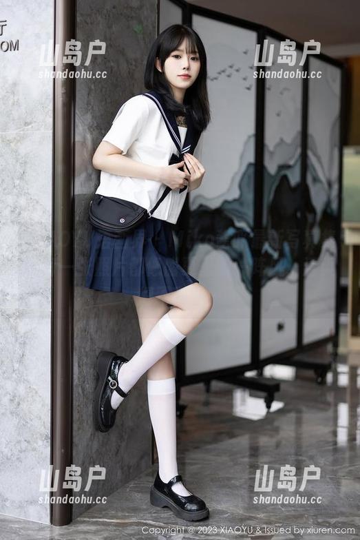 XIAOYU语画界-Miko酱吖 XIAOYU语画界 - Miko酱吖最新写真集!每一张照片都像盛夏里的一阵风,清爽得不科学…