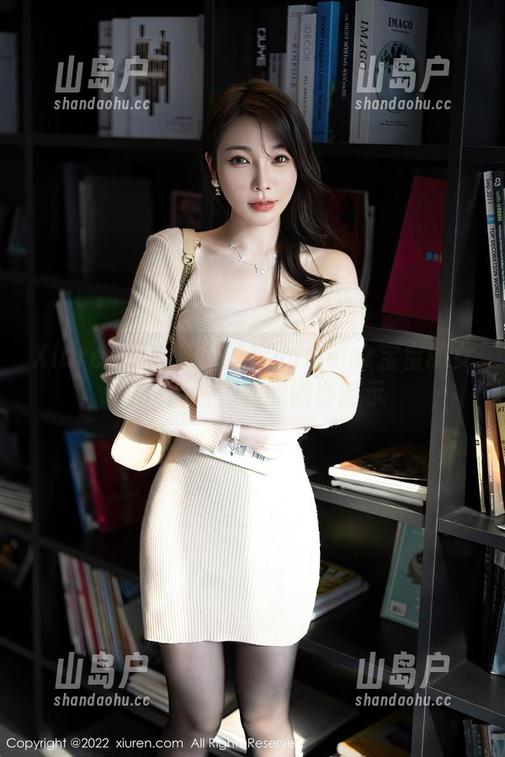Xiuren秀人网 - 追踪summer宝宝的女友：图片里藏的微妙暗示
