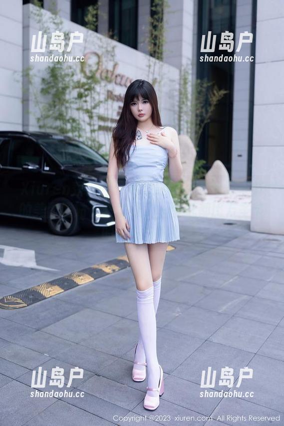 Xiuren秀人网 - 要是能把徐若兮万圣节的美图墙贴下来就好了，壁纸都比万圣节的派对热闹！