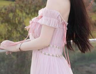 Xiuren秀人网 – 明日花桃桃全集：谁能拒绝棉袜的轻柔诱惑？