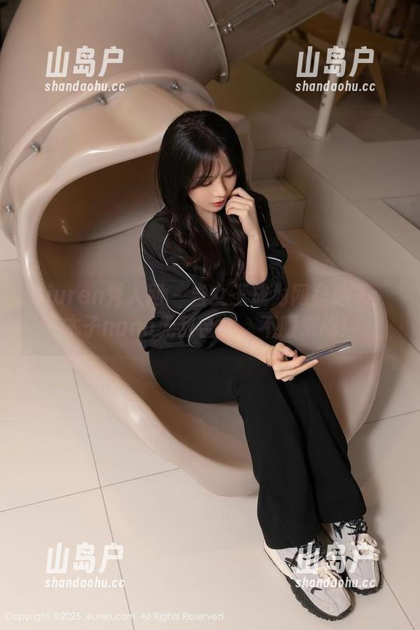 Xiuren秀人网-木子nana Xiuren秀人网 - 当女王成为网盘达人:木子nana无敌合集,不服来战!