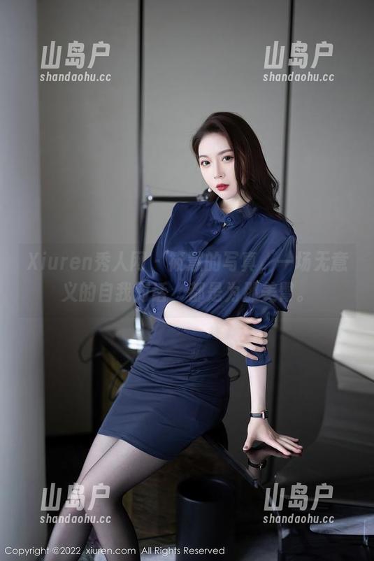 Xiuren秀人网 - 筱慧的写真，一场无意义的自我对话，都是为那美臀。