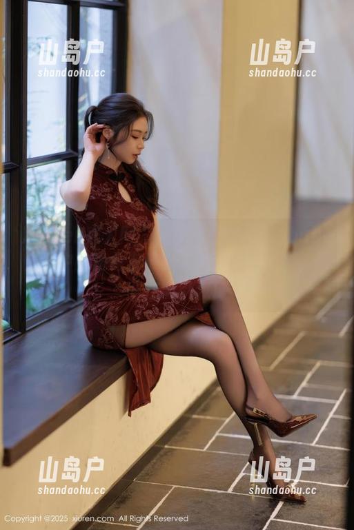 Xiuren秀人网-糯美子MINIbabe Xiuren秀人网 - 这是糯美子MINIbabe生活中的粉色泡沫,随手翻翻写真集,原图在吸引我!