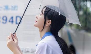 Xiuren秀人网 – 当谢小蒽化身厨娘，作品里的美味资源让我心动不已。
