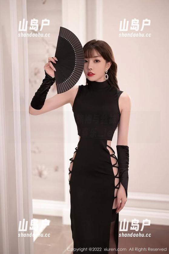 Xiuren秀人网 - 旗袍与丝袜，你的网盘里还缺这个陶喜乐_lele吗？