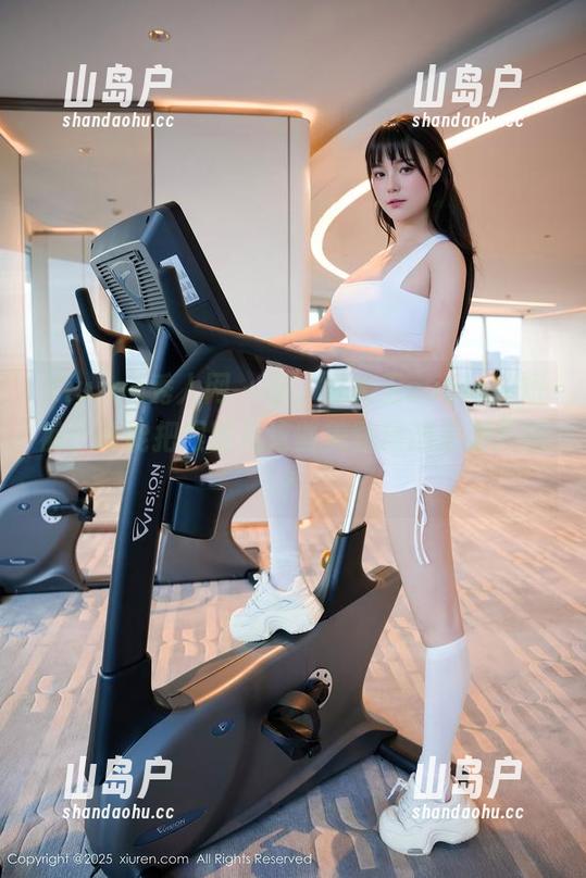 Xiuren秀人网-雯大王susie Xiuren秀人网 - 哇,雯大王susie的短裤,谁能把眼睛从这些美图精选里挪开呢?