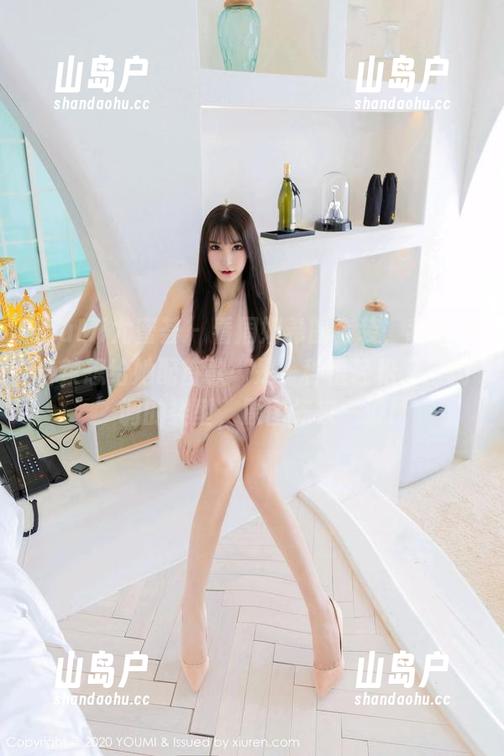 YouMi尤蜜荟-周妍希 YouMi尤蜜荟 - 看周妍希的套装,我情不自禁想给她配首歌…是一种很轻松又‘拗’调的类型,原图先来一波!