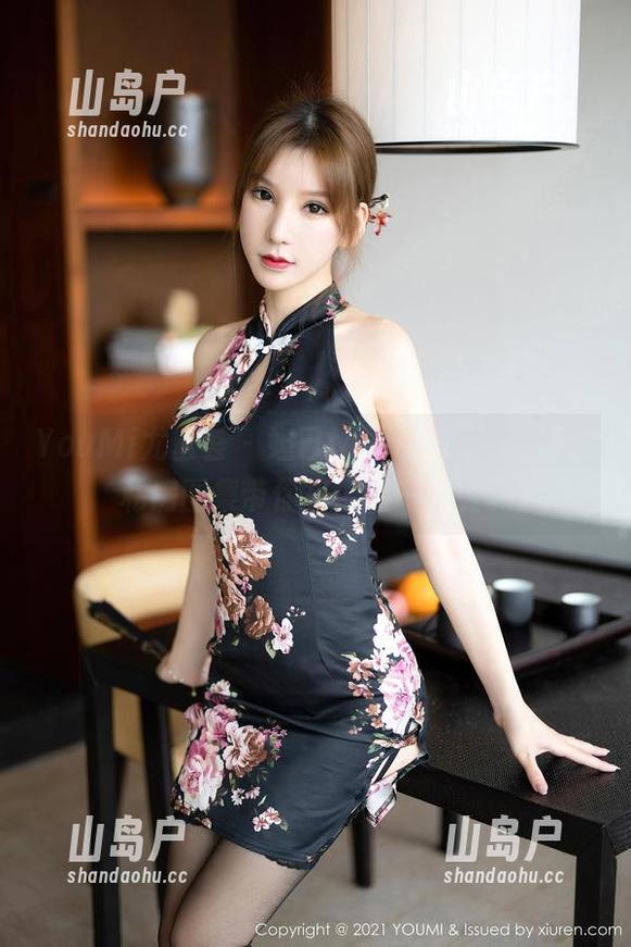 YouMi尤蜜荟-妲己toxic YouMi尤蜜荟 - 妲己toxic在换体操服,私房图集带你见证这一转变。