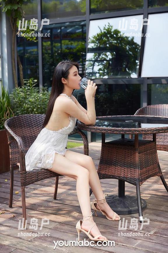 YouMi尤蜜荟 - 图片分享免费？艾小青的甜心不太可能吧，让人想多花点钱。