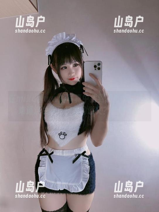 miko酱ww 在miko酱ww的写真中找到了隐秘的幸福,难道这也是保护我的意义?套图互动!
