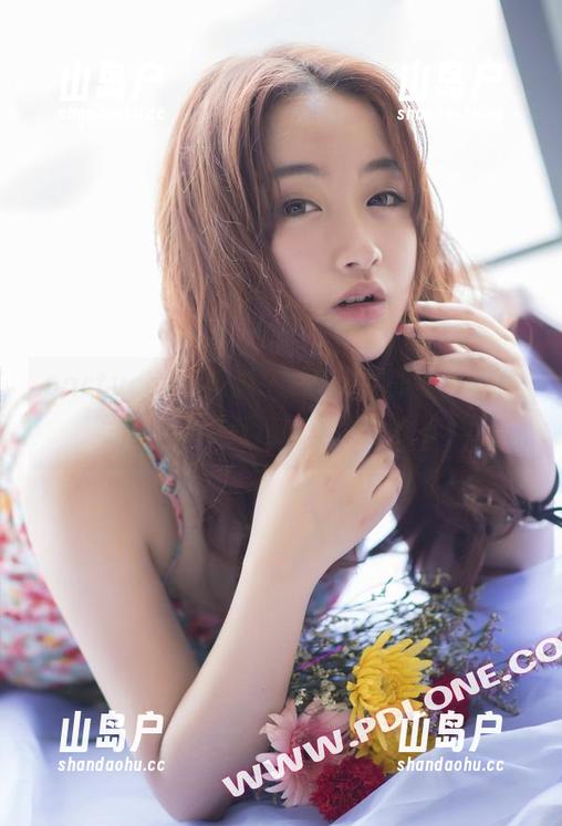 partycat轰趴猫-Ellie艾栗栗 partycat轰趴猫 - Ellie艾栗栗的女仆写真,帮你打造新型桌面女神!