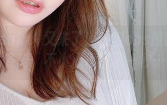 サク(saku)又来了！长腿cos最新各种姿势，不小心停留了一秒…