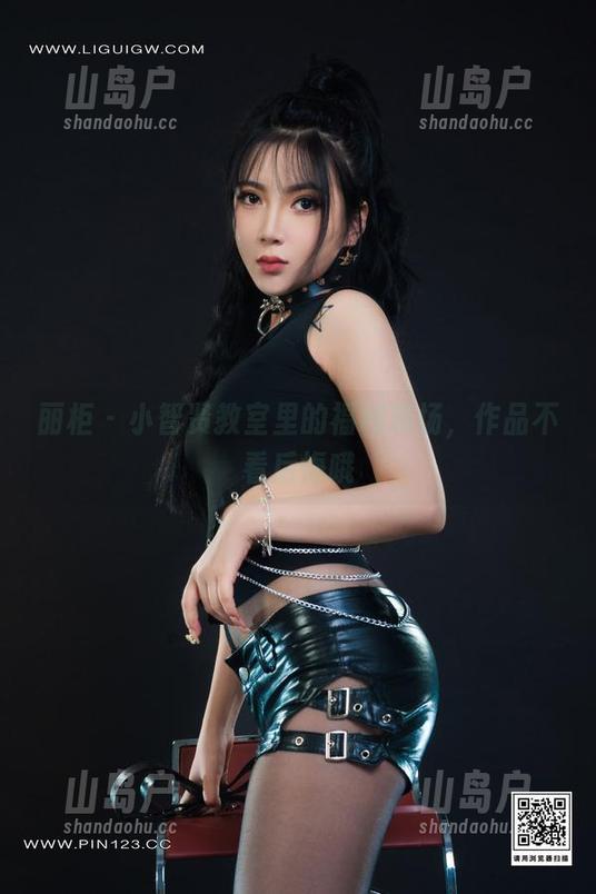 丽柜-小智贤 丽柜 - 小智贤教室里的福利现场,作品不看后悔哦