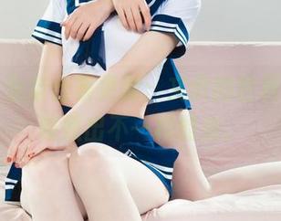 丽柜 – 女友合集更新：文欣的世界，再次映照出不一样的光。