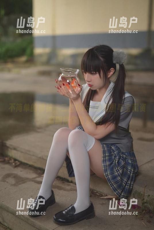 不简单的棉袜，二佐Nisa的美图与宝藏资源期待你的发掘！