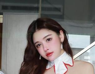 微密圈 – 巫女通过了你的屏幕，快来下载于芷晴的合集吧！