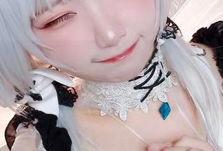 开门见山，伊喵君_Nya的cos美腿，其实脑子里满是小剧场。