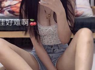 最新写真集，佳佳好难啊的体操服让你忍不住想问“她在训练还是转行做模特？”