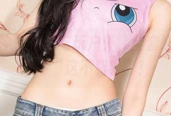 克拉女神 – 周依诺玩户外，全套原图让你直呼“这不科学”！