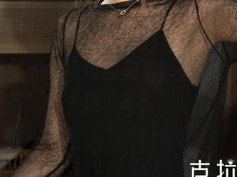 克拉女神 – 苏可可的美足，壁纸也跟着犯规了吧？