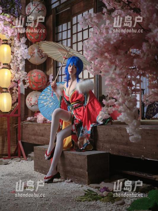 大梨子不是御姐 慵懒的午后拯救:大梨子不是御姐的浴缸作品集,来,免费下载个痛快!