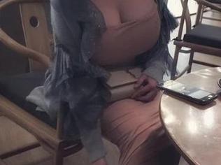 微密圈 – 小芯酱的圣诞摄影会，不比上天的礼物差，认真看会心跳的哟。