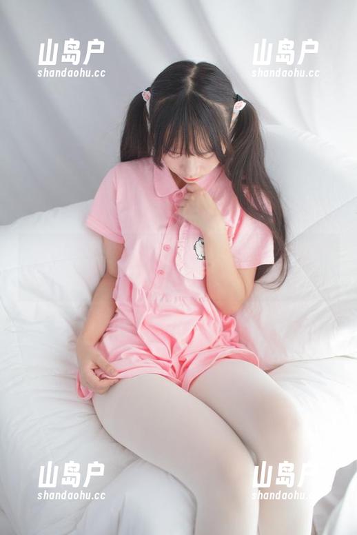 少女秩序 - 突然好想看小葵在白丝中转个身，图片里一定别致。