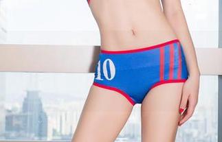 尤物馆 – baby贝贝的自拍私房，时而挤眉弄眼时而温柔，这是什么套路？