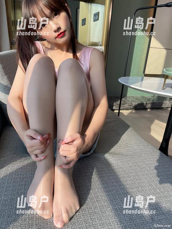 微密圈 - 来一窥张思允nice的女仆图集，资源令人咋舌，何必再说