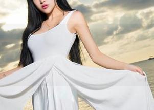 推女神 – 一组镂空的美图，宋梓诺Bee的图集就像一扇推开的窗，让阳光做个鬼脸。