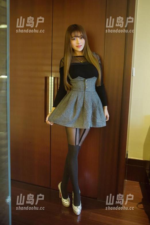 推女郎-王依萌 推女郎 - 王依萌泳装的图片,谁说的!游泳和碰瓷儿没啥不同?