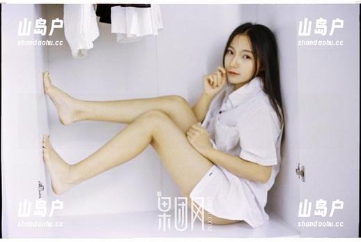 果团网-周妍希 果团网 - 周妍希的白色图集分享,脑海里情不自禁浮现水墨山水画,整个文艺范儿!