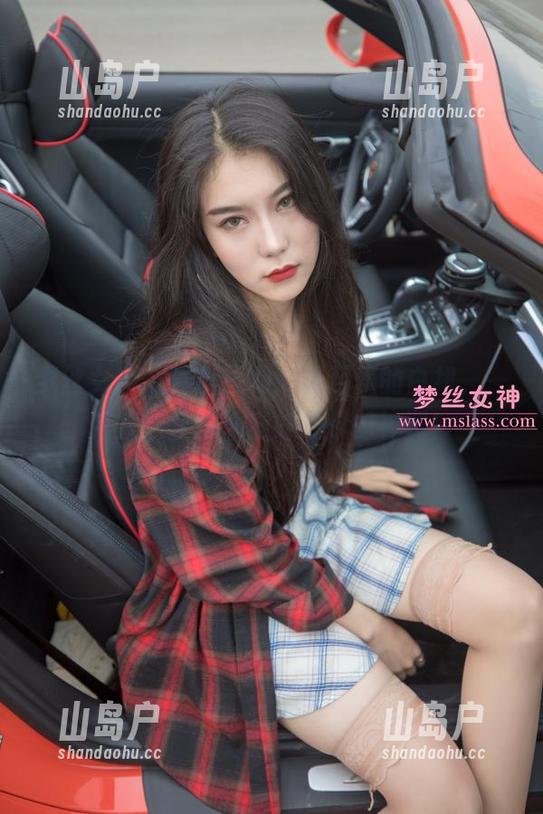 梦丝女神 - 最新图册：花月舞的白裙，一拍就能变成心情好几分的神器！