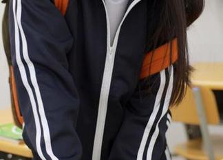 模范学院 – 套图抛出：“噜噜妞儿双马尾”你要不要试试？