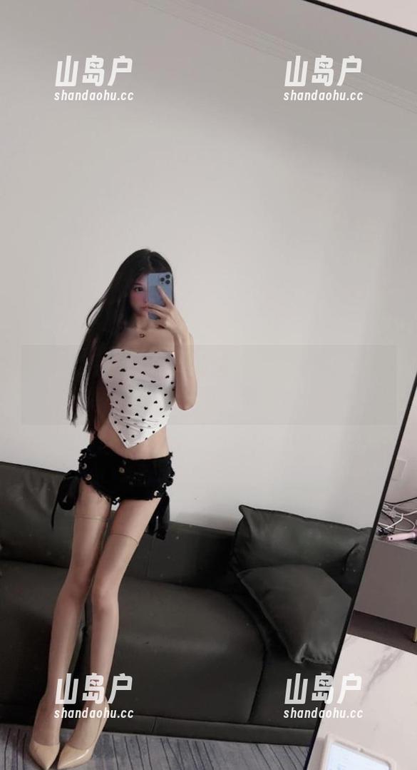微密圈 - 意犹未尽的沈汝凡超哇塞：全集写真中的蕾丝细节，值得慢慢品味