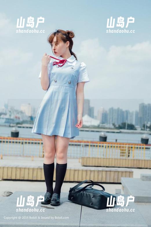 波萝社-许诺Sabrina 波萝社 - 你和许诺Sabrina的白衬衫似乎有些不搭,这次更新失策?