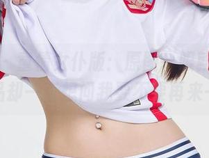 爱尤物 – 童倩女仆版：原图一眼就爱上，作品却一直想问我要不要再来一杯