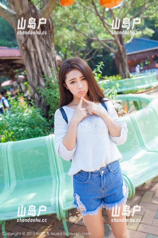 爱蜜社 - 隐形的女神——黄歆苑私拍，竟让我陷入一种难以言喻的迷茫。