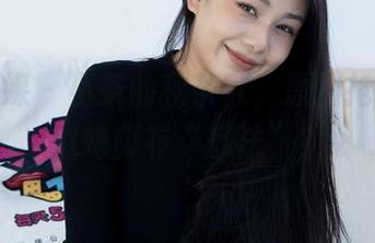 物恋传媒 – 小茶的秋茶歌，原图抢镜，难道她真有“魔法”？